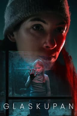 Dưới Mái Vòm Thủy Tinh